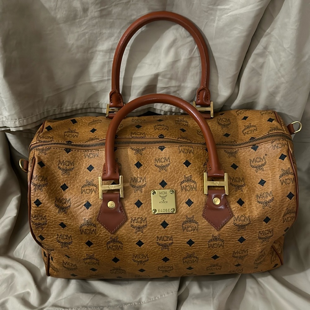 MCM Women’s Handbag Cognac 100% Authentic